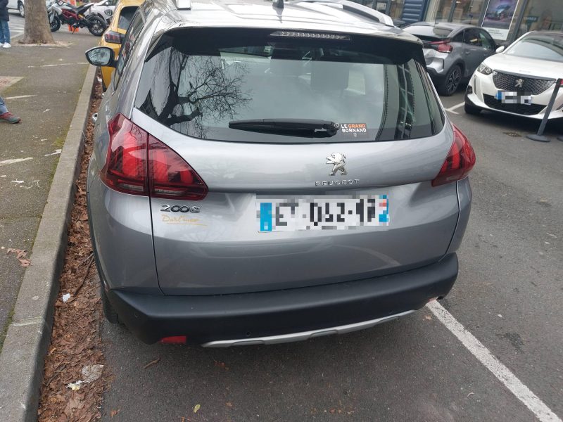 PEUGEOT 2008 1.2 PureTech 110cv ALLURE EAT Garantie 12 Mois