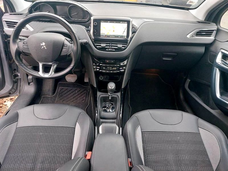 PEUGEOT 2008 1.2 PureTech 110cv ALLURE EAT Garantie 12 Mois