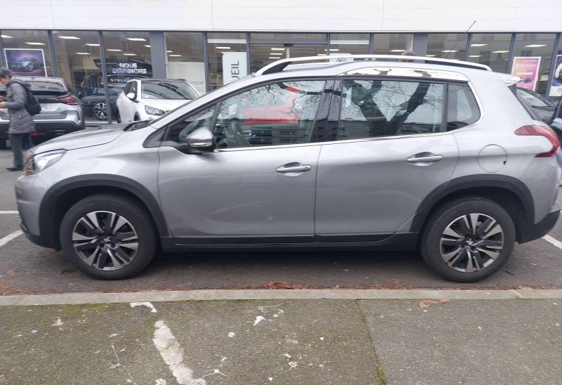 PEUGEOT 2008 1.2 PureTech 110cv ALLURE EAT Garantie 12 Mois