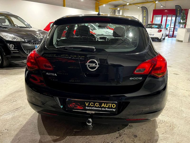 OPEL ASTRA J 2011