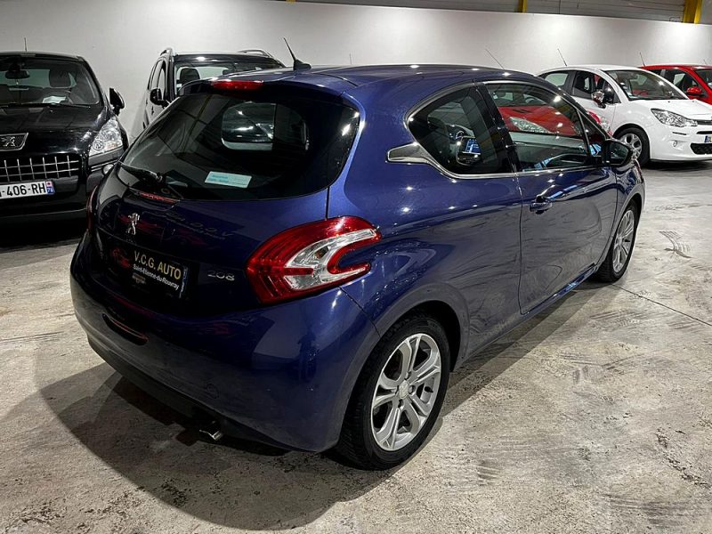 PEUGEOT 208 I 2012