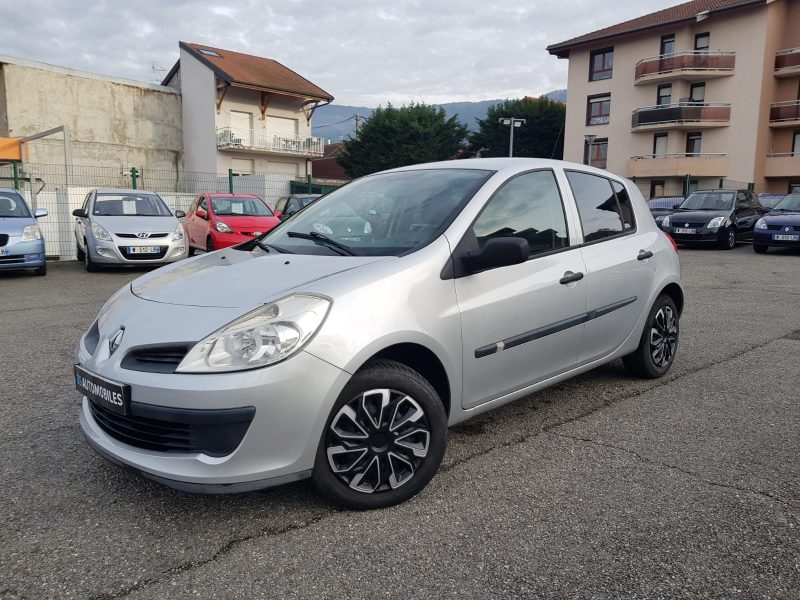 RENAULT CLIO  III 1.2i 65CV ACCESS