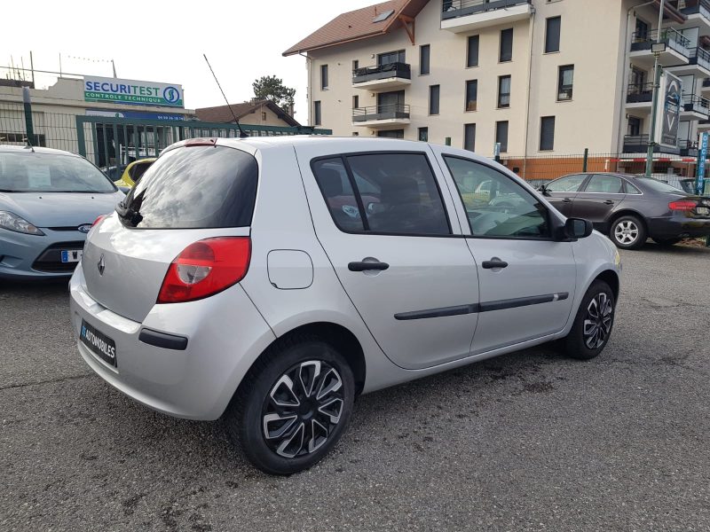 RENAULT CLIO  III 1.2i 65CV ACCESS