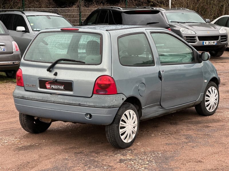 RENAULT TWINGO 2004