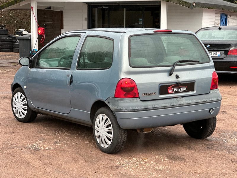 RENAULT TWINGO 2004