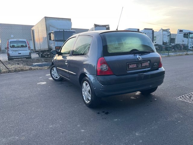 RENAULT CLIO II 2005