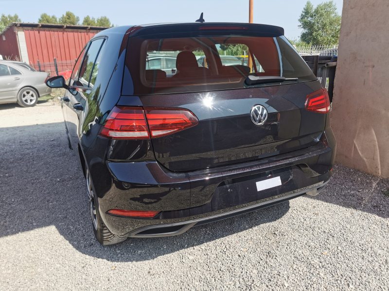 VOLKSWAGEN GOLF VII 2017