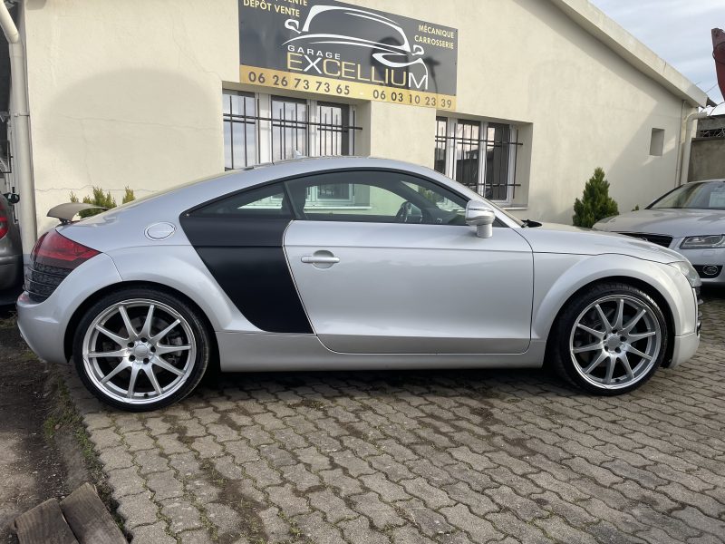 AUDI  AUDI TT 3.2L V6 PACK R8 250CH 2007