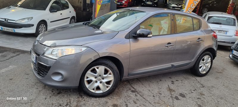 RENAULT MEGANE III 2012