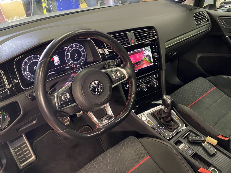 VOLKSWAGEN GOLF VII 2019