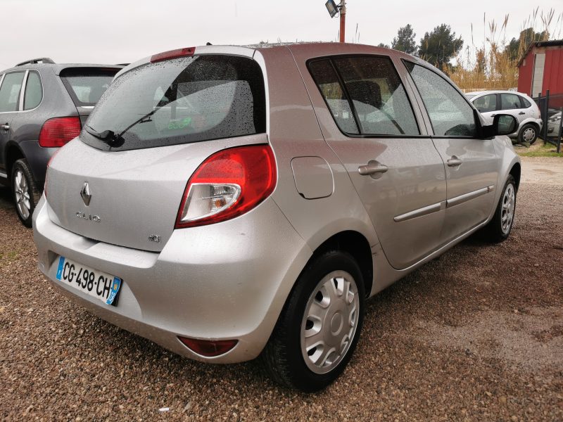 RENAULT CLIO III AUTHENTIQUE 1,5DCI 752012