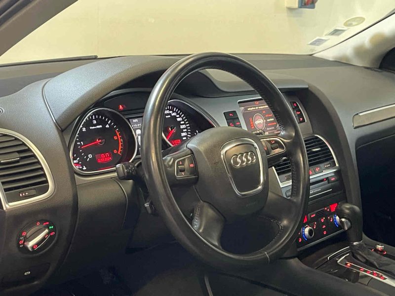 AUDI Q7 2011