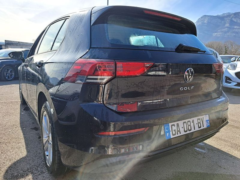 VOLKSWAGEN GOLF VIII 2021