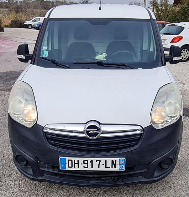 OPEL COMBO Camionnette/Monospace 2014