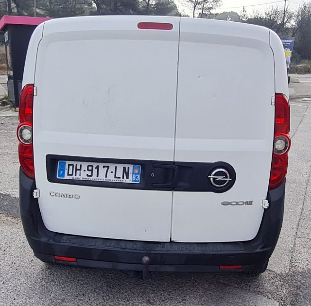 OPEL COMBO Camionnette/Monospace 2014