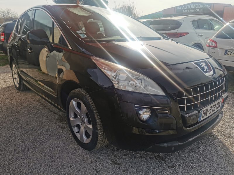 PEUGEOT 3008 2011