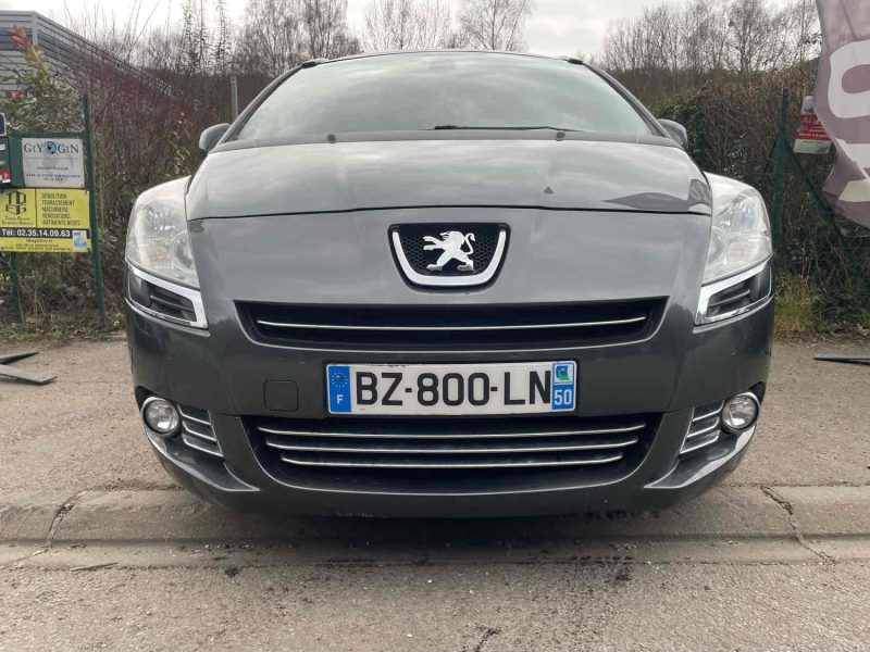 PEUGEOT 5008 2.0HDI 150CV