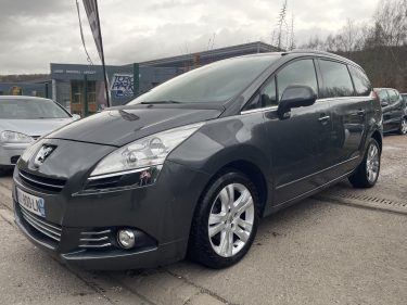 PEUGEOT 5008 2.0HDI 150CV