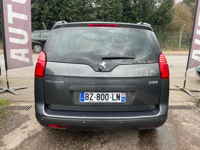 PEUGEOT 5008 2.0HDI 150CV