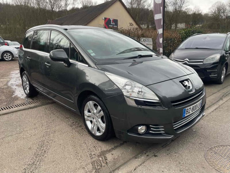 PEUGEOT 5008 2.0HDI 150CV