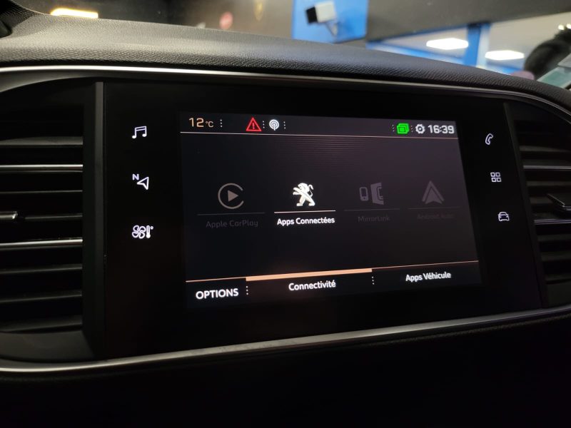 PEUGEOT 308 II 1.2 PureTech 110cv STYLE BVM6 CARPLAY / RADARS AR / SUIVI COMPLET / DISTRIBUTION OK