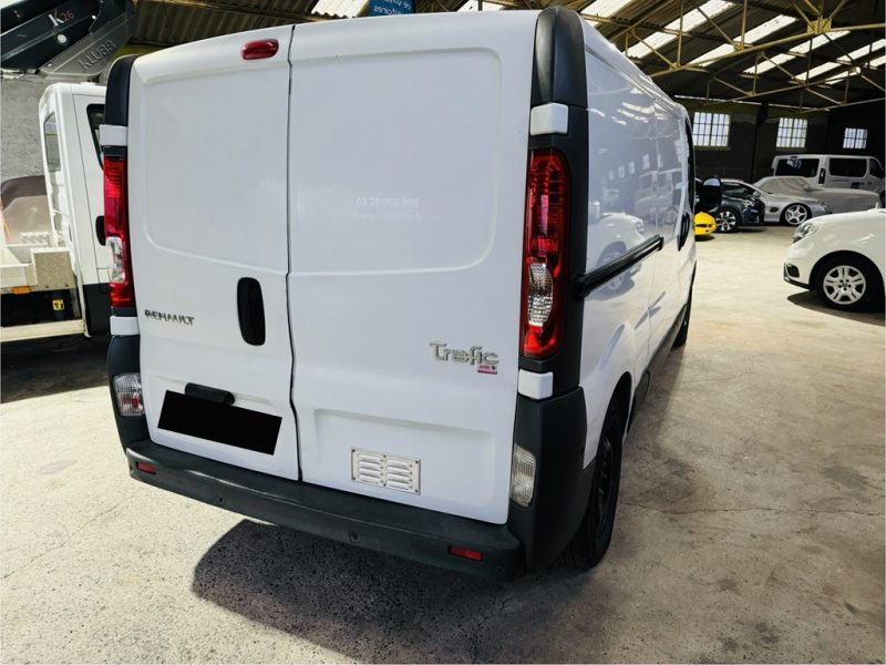 RENAULT TRAFIC 2013