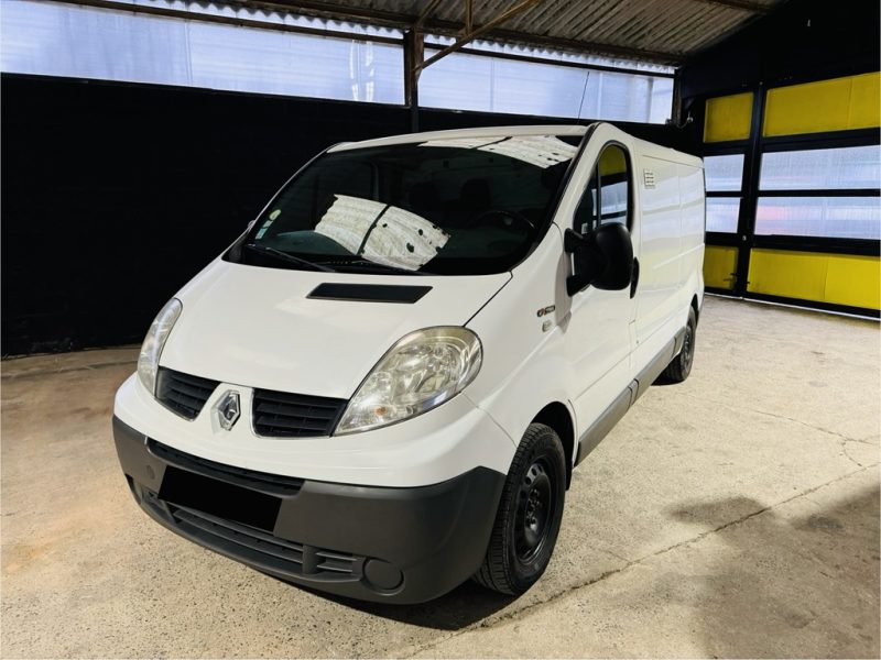 RENAULT TRAFIC 2013