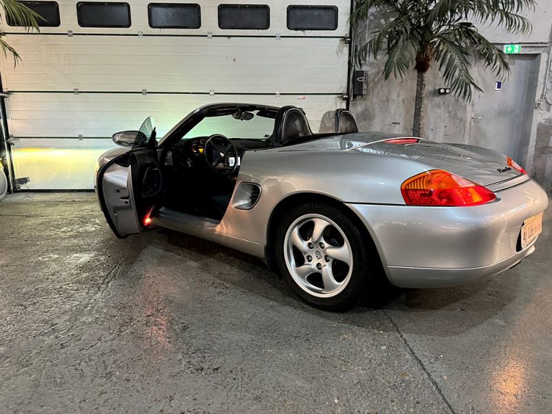 Porsche Boxster 2.7 BVA garantie 12mois