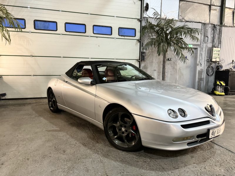 Alfa Romeo Spider 2.0i 16V Twin Spark Garantie 12mois inclus