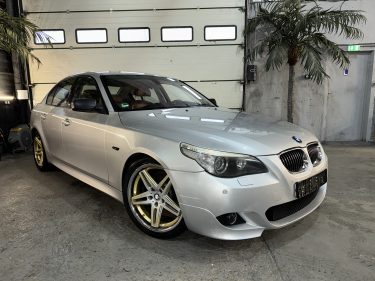 BMW Série 5 (E60) 545i 4.4 i V8 333cv BVA garantie 12mois inclus