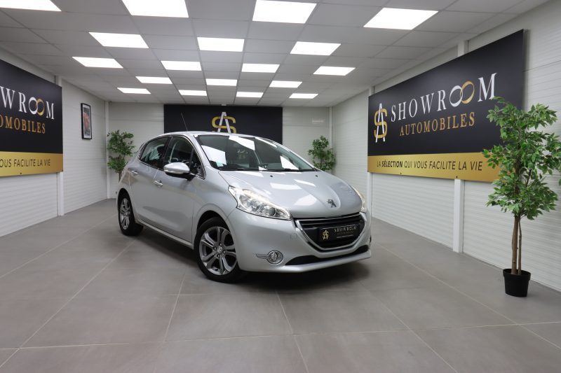 PEUGEOT 208 I 2014