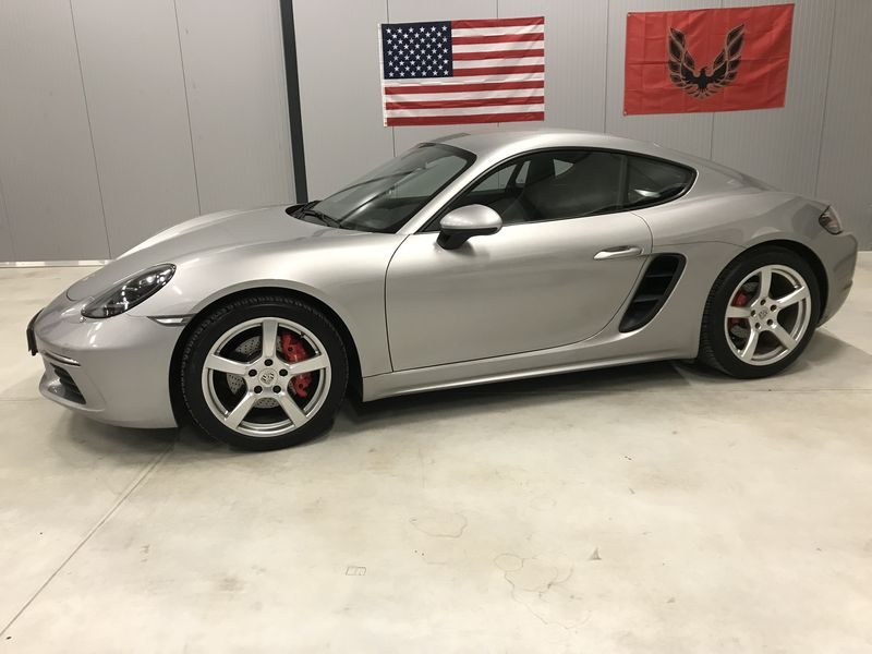 PORSCHE 718 Cayman S PDK