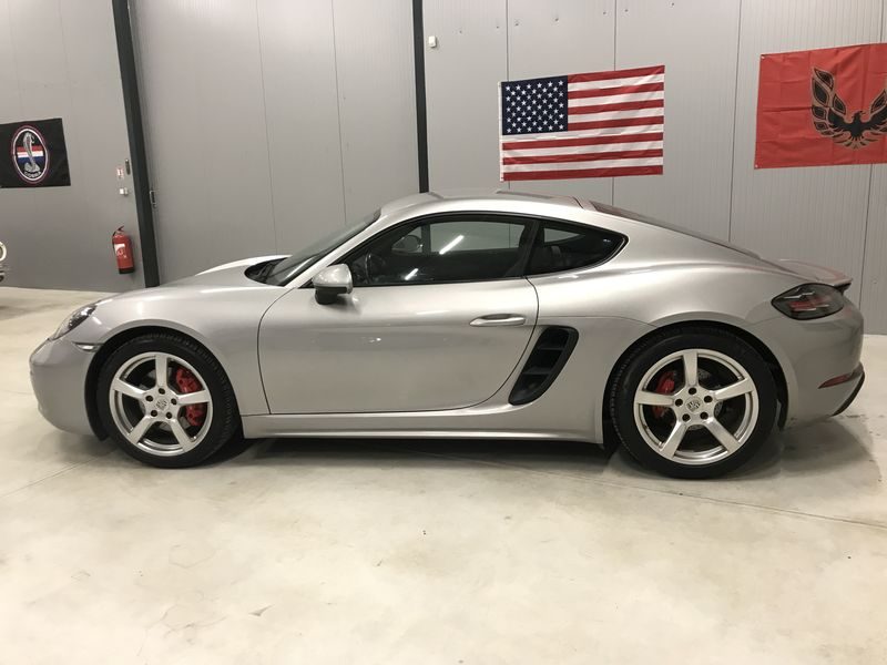 PORSCHE 718 Cayman S PDK