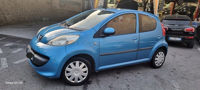 PEUGEOT 107 1.4HDI 55CH URBAIN MOVE 5P