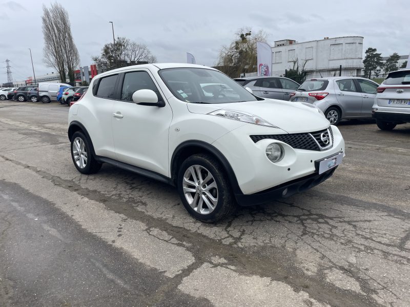 NISSAN JUKE 2011