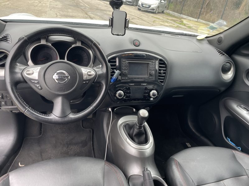 NISSAN JUKE 2011