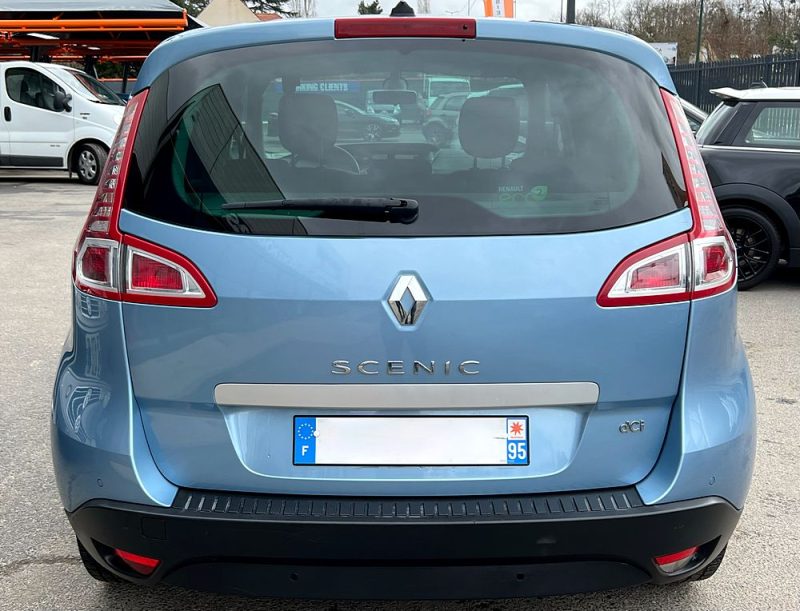 RENAULT SCENIC 3 III 1.5 DCI 110 BOITE AUTOMATIQUE 85 100 Kms GPS TOMTOM CRIT AIR 2 - GARANTIE 1 AN