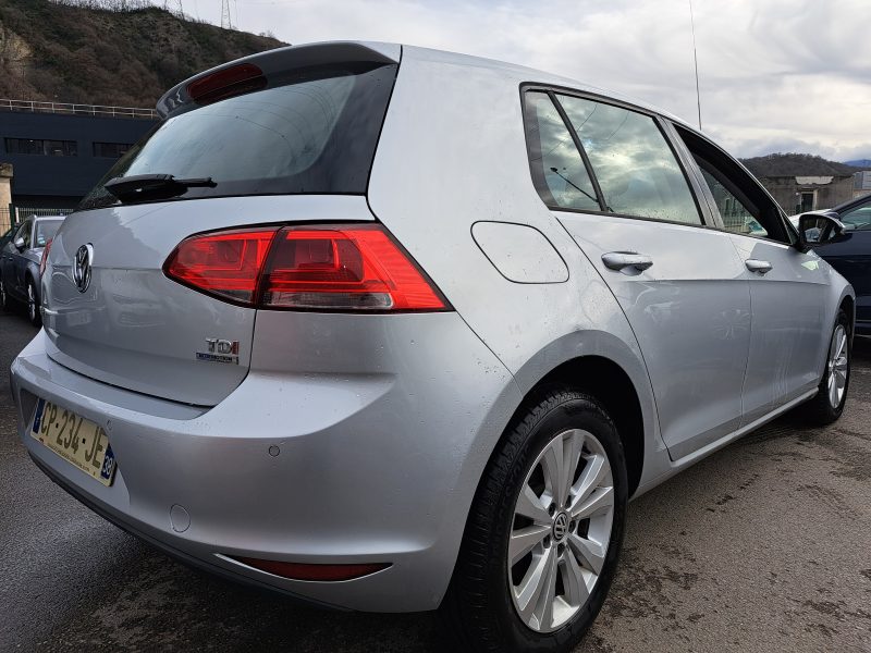 VOLKSWAGEN GOLF VII 2012