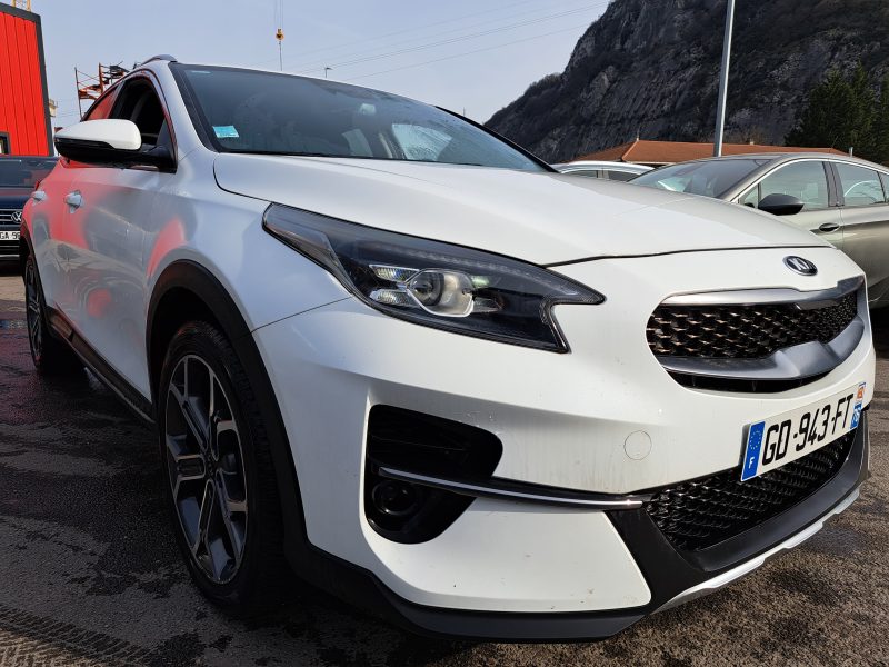 KIA XCEED 2021