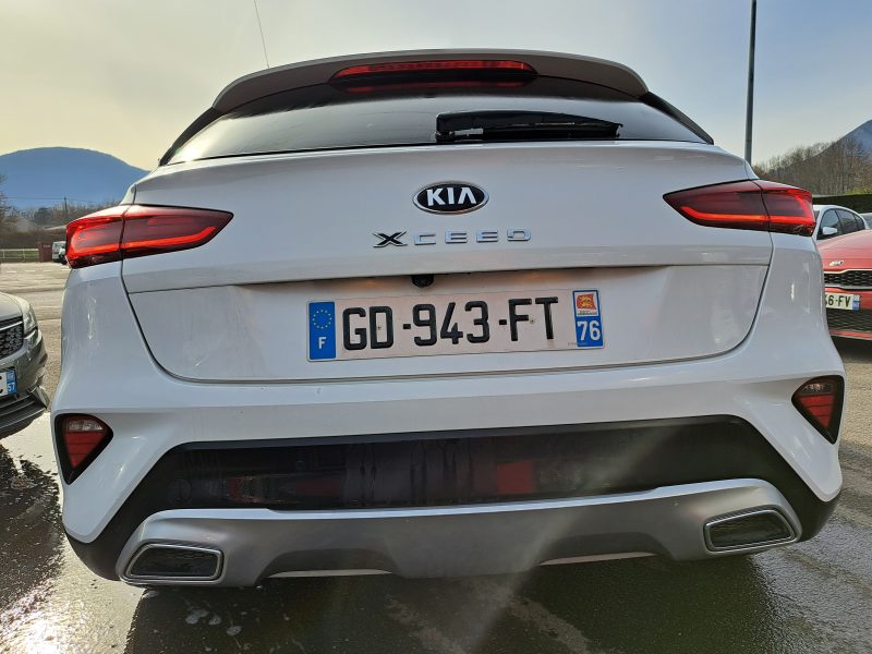 KIA XCEED 2021