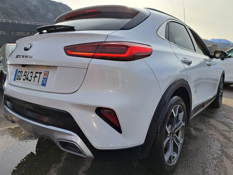 KIA XCEED 2021