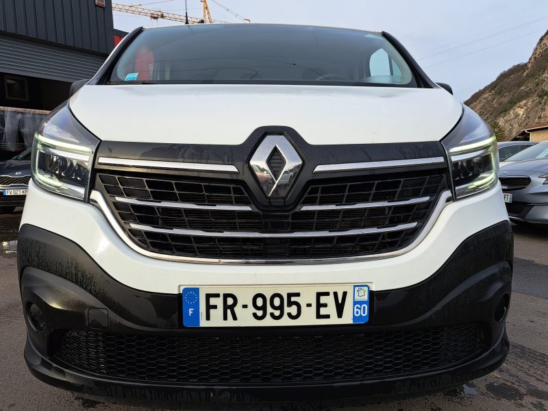 RENAULT TRAFIC III Camionnette 2020