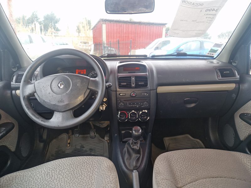 RENAULT CLIO II 1,2 75ch AUTHENTIQUE 2005