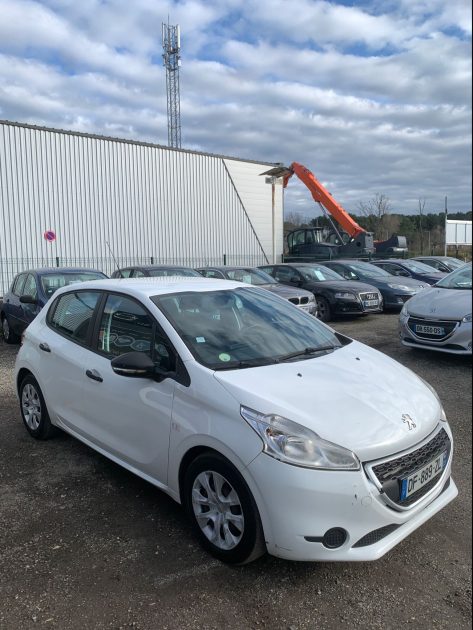 PEUGEOT 208 Société 2014