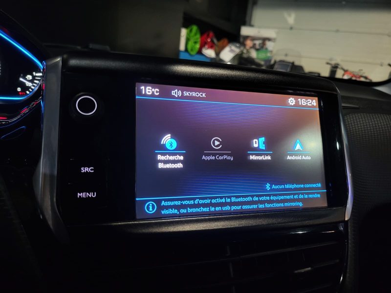 PEUGEOT 2008 1.2 PureTech 82cv Allure // APPLE CARPLAY/ANDROID AUTO/SIEGES CHAUFFANT