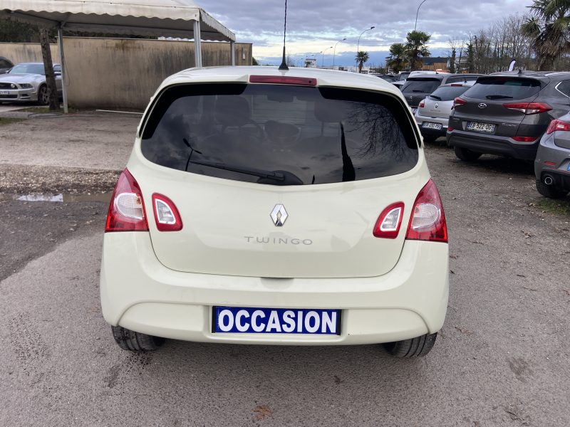 RENAULT TWINGO 1.2 16V 75CV DYNAMIQUE