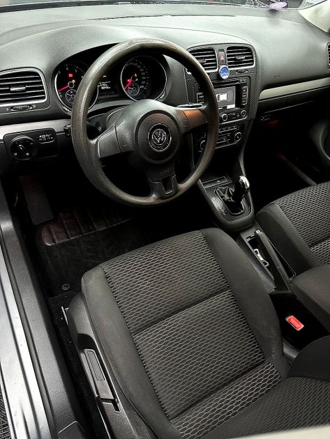 VOLKSWAGEN GOLF 2011