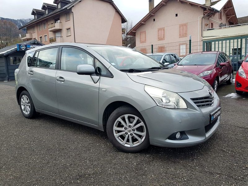 TOYOTA VERSO 1.8 VVT-i 145CV EXECUTIVE BOITE AUTO 5PLACES