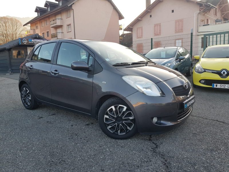 TOYOTA  YARIS II 1.3 VVT-i 87CV SOL BVA