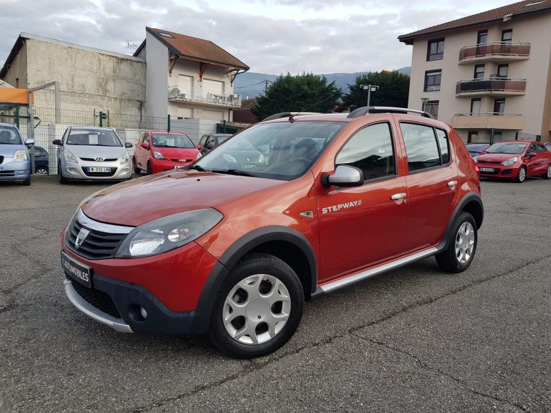 DACIA SANDERO STEPWAY 1.6MPi 88CV LAUREATE